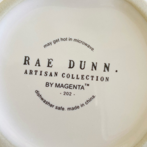 Rae Dunn Christmas Mug Merry Catmas with Wreath Green Interior - Picture 9 of 9